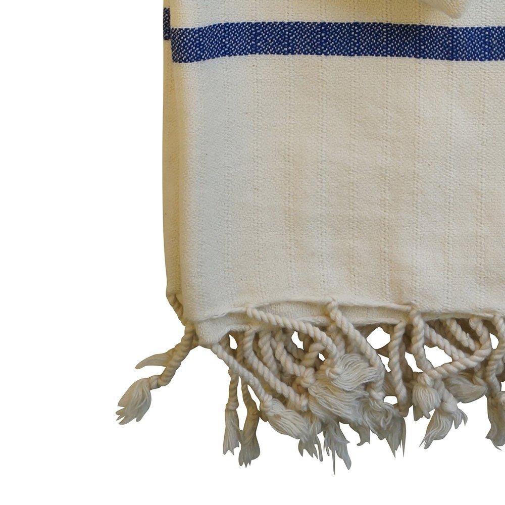 Hamamtuch Leyla handgewebt und vorgewaschen - weiß mit blauen Streifen - Hamamista
