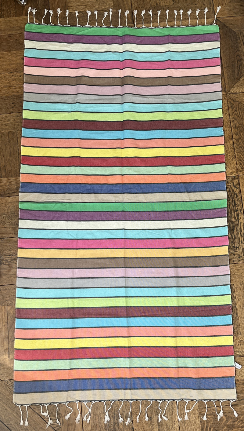 100 % Handarbeit: Hamamtuch Regenbogen