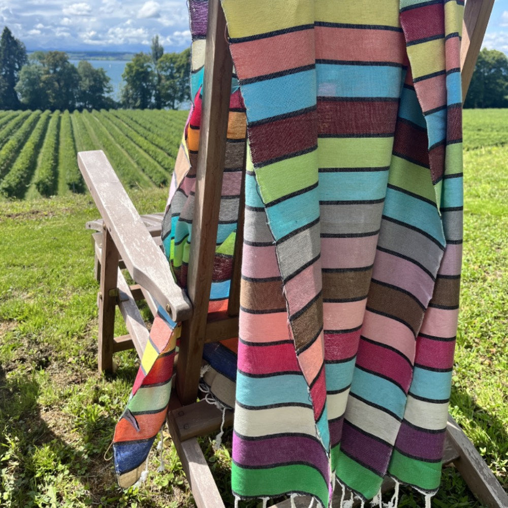 100 % Handarbeit: Hamamtuch Regenbogen