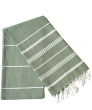 Laden Sie das Bild in den Galerie-Viewer, Hamamtuch Bio-Baumwolle &quot;Fouta Hammam&quot; tannengrün