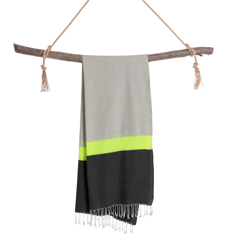 Hamamtuch Neon schwarz aus recycelter Baumwolle