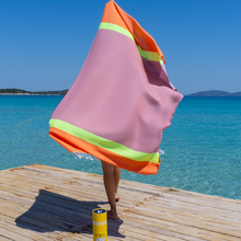 Laden Sie das Bild in den Galerie-Viewer, Hamamtuch Neon orange aus recycelter Baumwolle