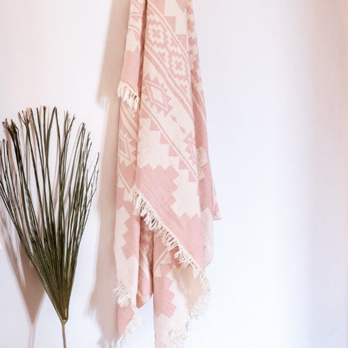 Jackie Aztec Pattern Hamam Towel Rosé