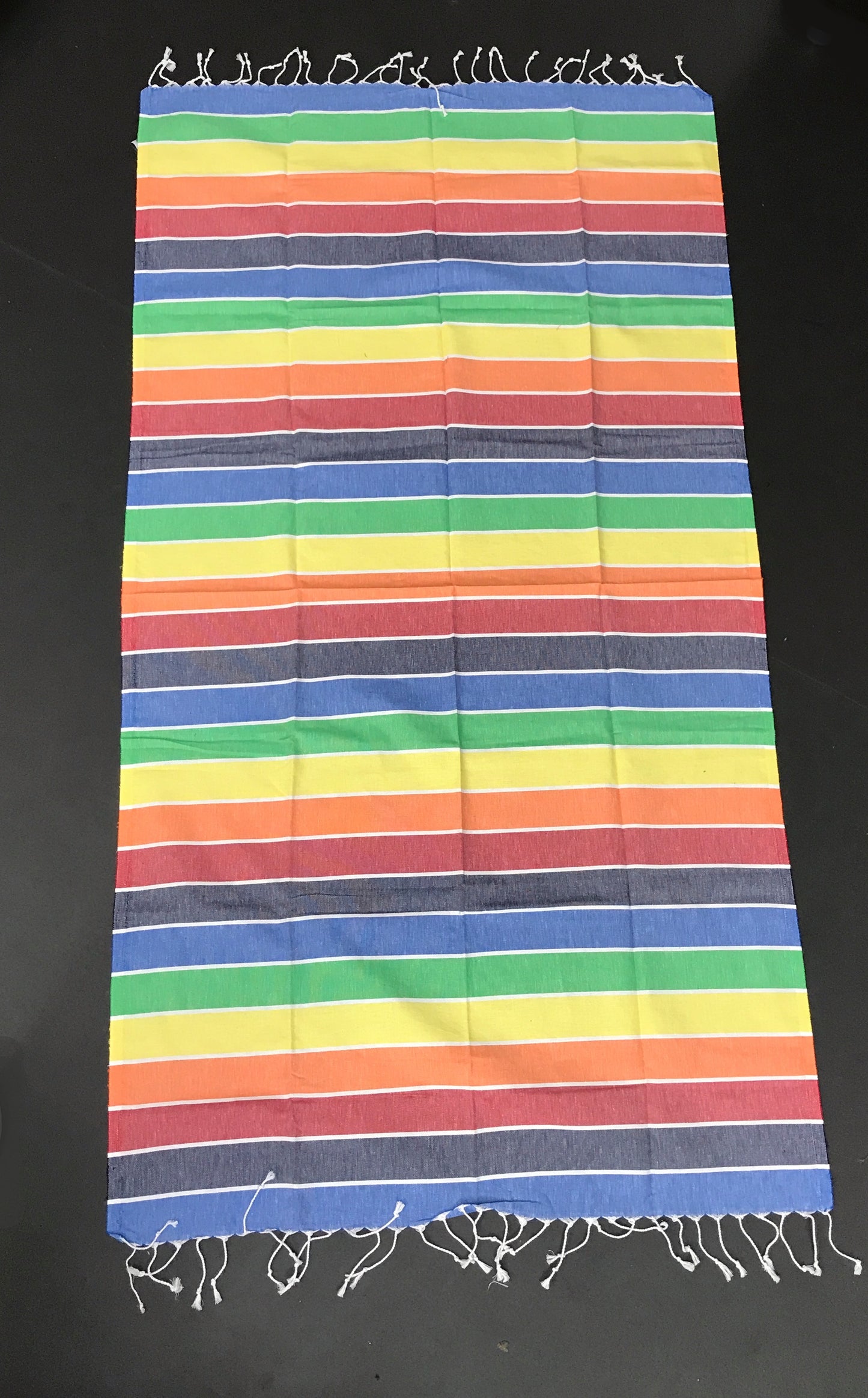 Hamamtuch Sara Regenbogen mit weißen Streifen
